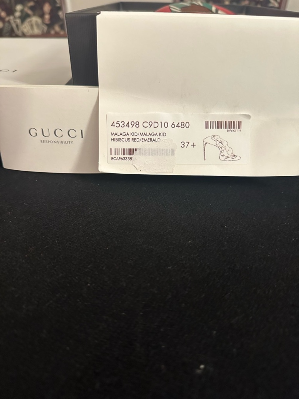 Gucci Red Leather Pumps with Green and White Snake Motif - Picture 6 of 6